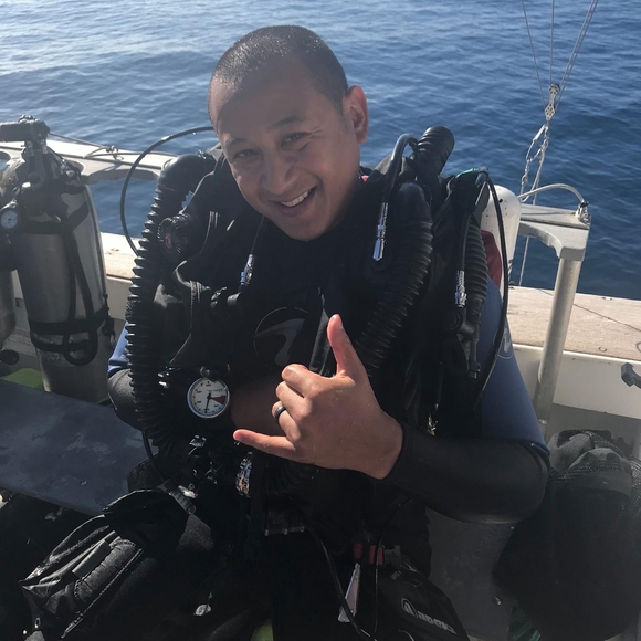 Meet your Posher, Ian - Picture 1 of 1